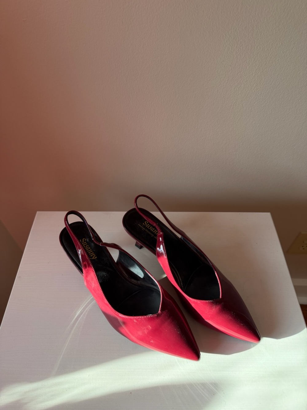 Silver Jeans Red Pointed-Toe Slingback Flats